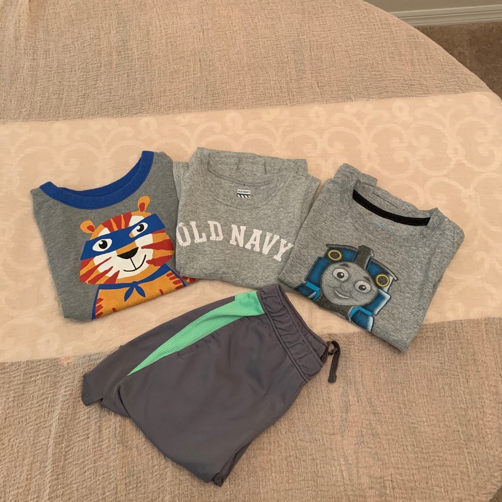 Boys tees & short - Picture 1 of 5